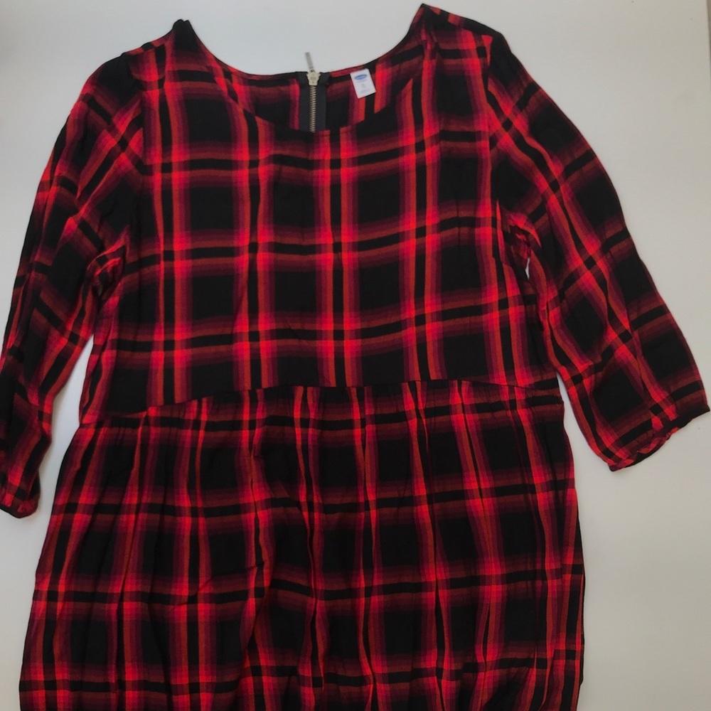 Plaid dress with zipper